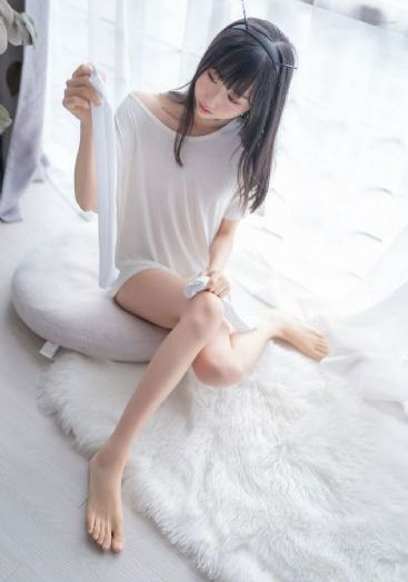 天坑鹰猎电影免费 在线观看_日韩成人在线